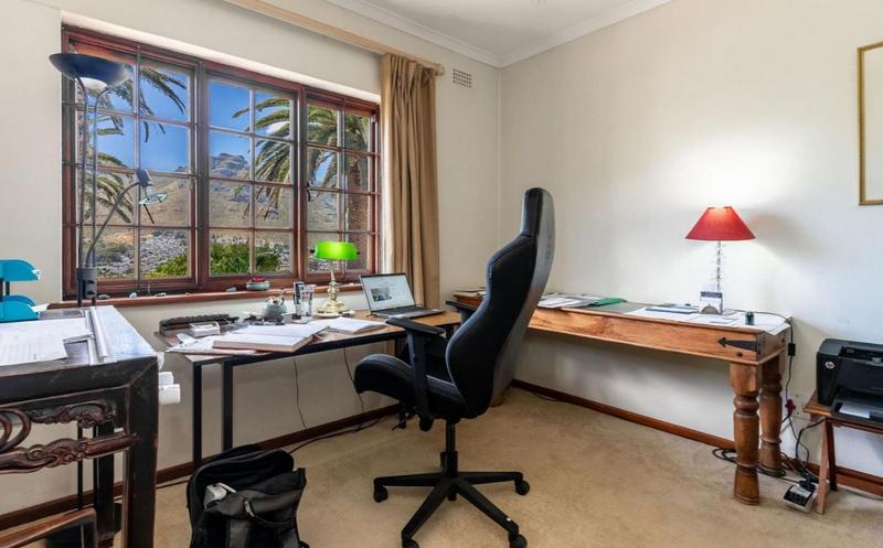 4 Bedroom Property for Sale in Hout Bay Western Cape